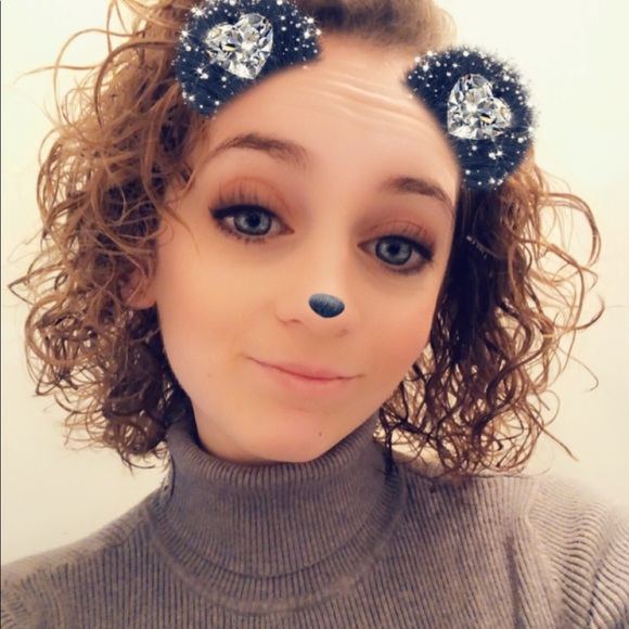 Meet your Posher, Samantha - Picture 2 of 3